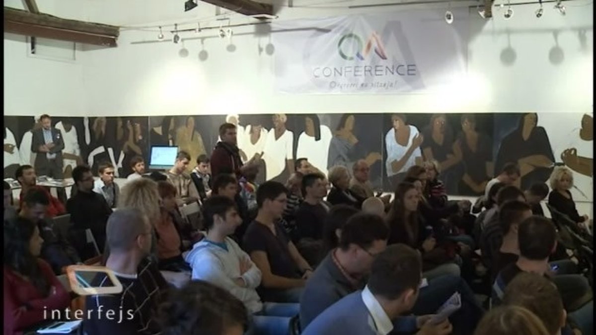 Interfejs TV o Q&A Conference